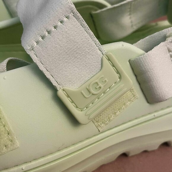 UGG Womens Size 8 Lime Green Stratus Platform Strappy Sport Sandals Like New - Picture 8 of 11
